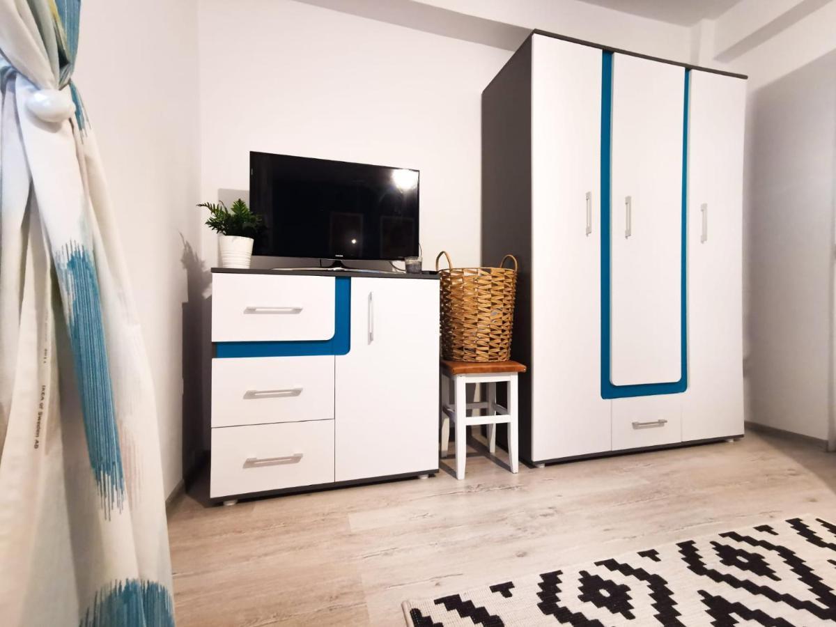 105500 Apartment Buşteni Екстериор снимка